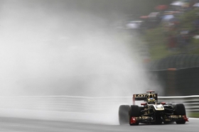 lotus-renault-spa-2011-4