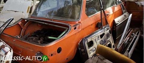 BMW 2002 Orange