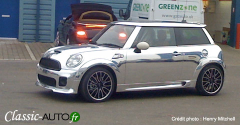 mini-chrome Une Mini Cooper qui ne trouve pas d'assurance