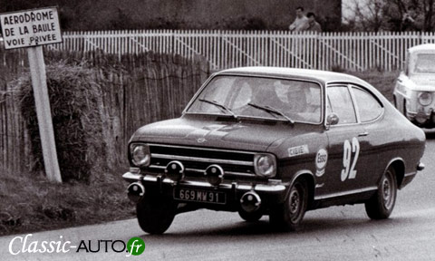 la-baule-1970 Kadett B Coupé Rallye 1900 sur le circuit de la Baule en 1970