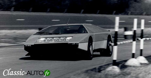 aston-martin-bulldog Aston Martin Buldog : Waf !