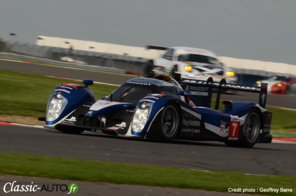 Simon Pagenaud et Sébastien Bourdais s'élanceront en tête Simon Pagenaud et Sébastien Bourdais s'élanceront en tête