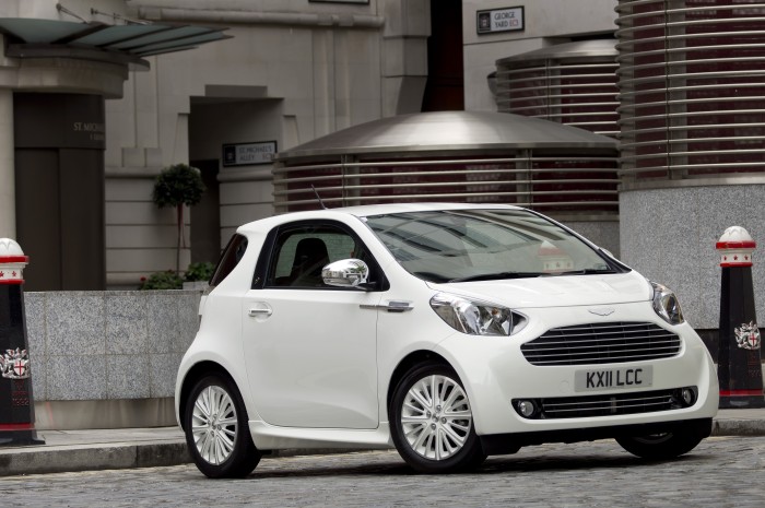 2011_Aston_Martin_Cygnet_001_5023