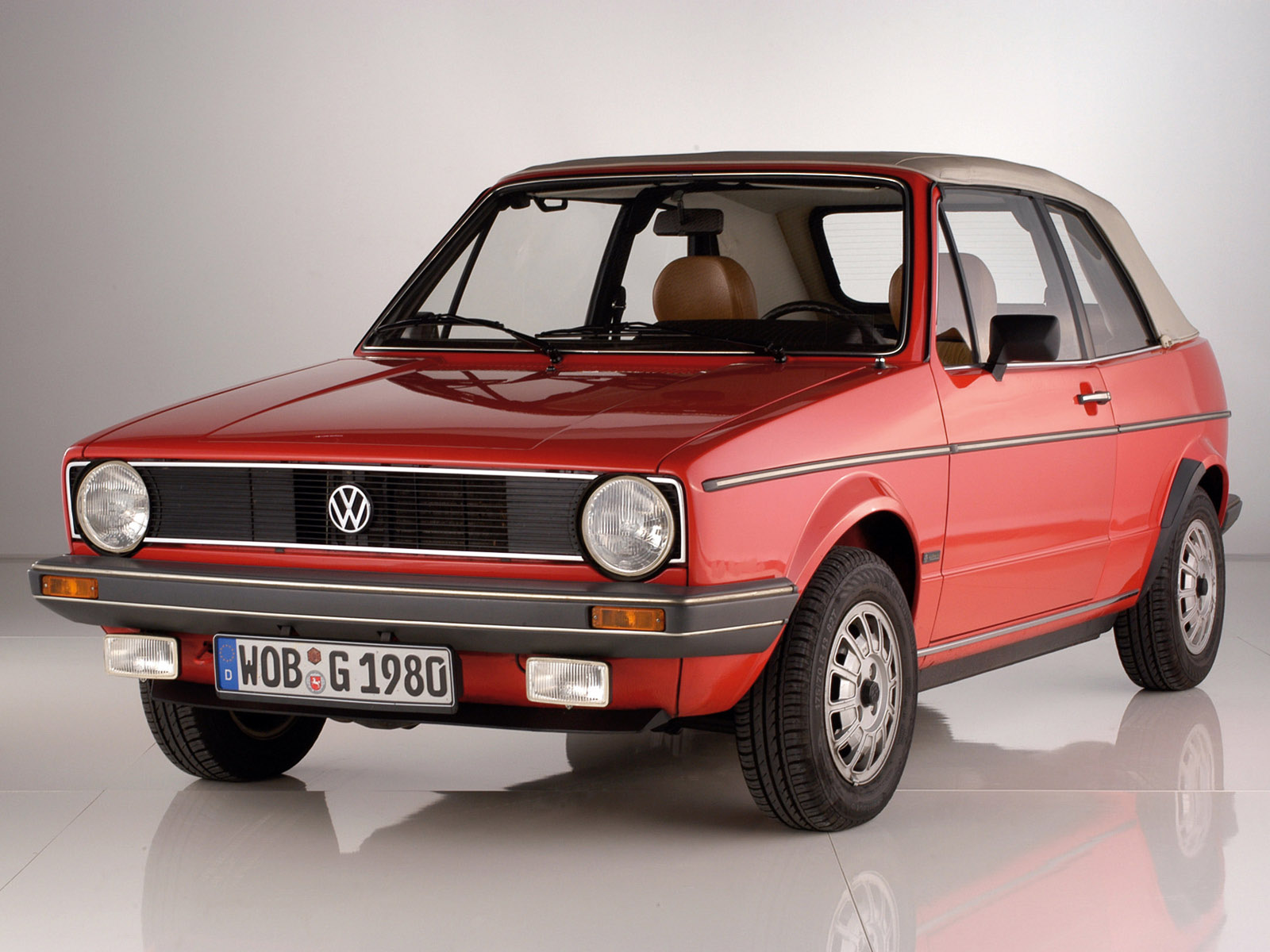 1979_Volkswagen_Golf_(_I_)_cabriolet_001_7119